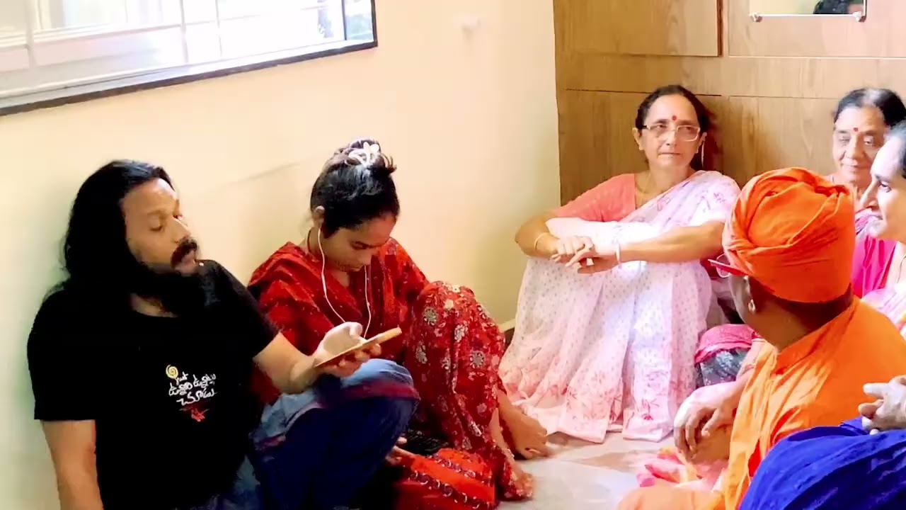 ఈ వీడియో చూసాక నవ్వాపుకోలేరు,నవ్వకూండా వుండలేరు🌹లైఫ్ ఇస్ సింపుల్ పాడుతూ గడిపేయండిలా అంతే🌹kanthrisa 