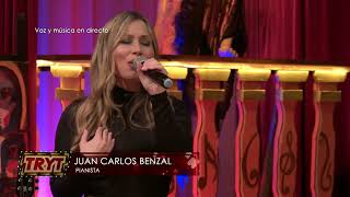 Verónica Romero canta un trozo de la canción que presentó al Benidormfest 2023 para Eurovisión