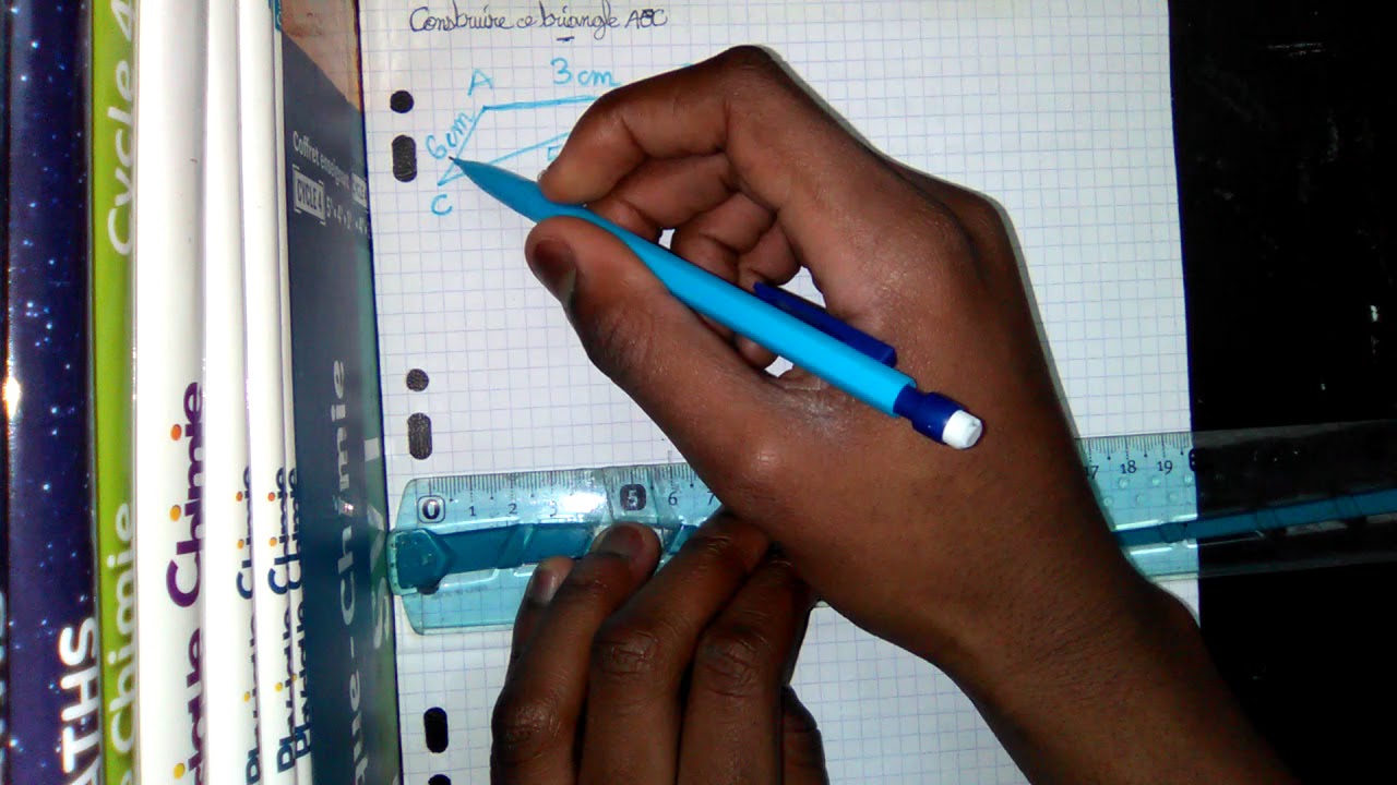 Exercice: Construire un triangle lorsque l'on connaît la longueur des trois côtés