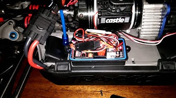 E-revo explaining futaba gyro set up