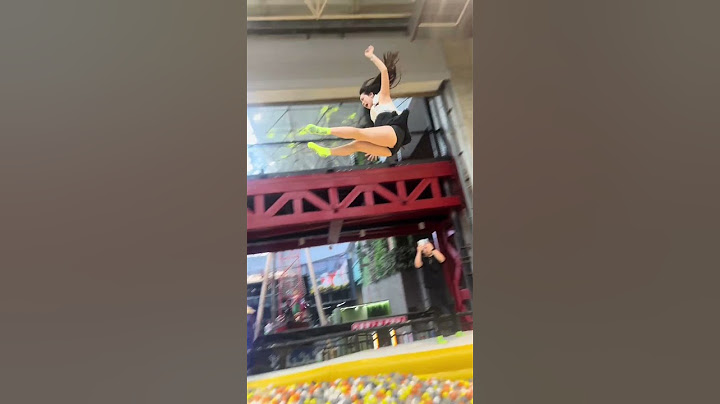 This Trampoline Is So🤣 Fun! Why Didn't We Just Start Jumping Around Like This When We Were Kids,