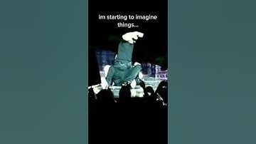 louis pretending to beat up liam on stage 👀