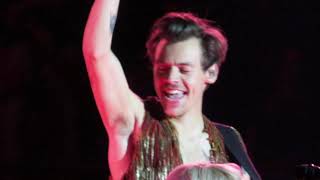 Harry Styles : Cherry (Live From UBS Arena)