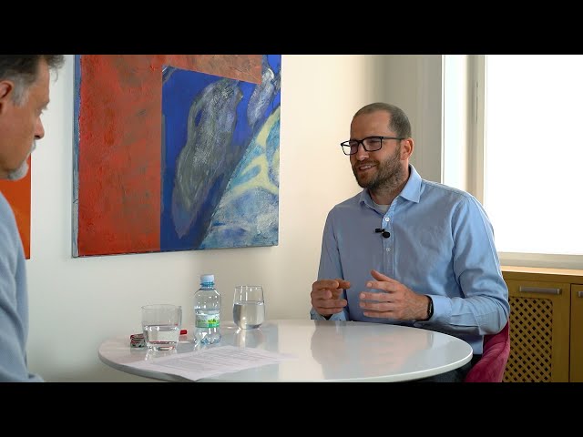 Jak bude fungovat svět bez fyzických peněz?