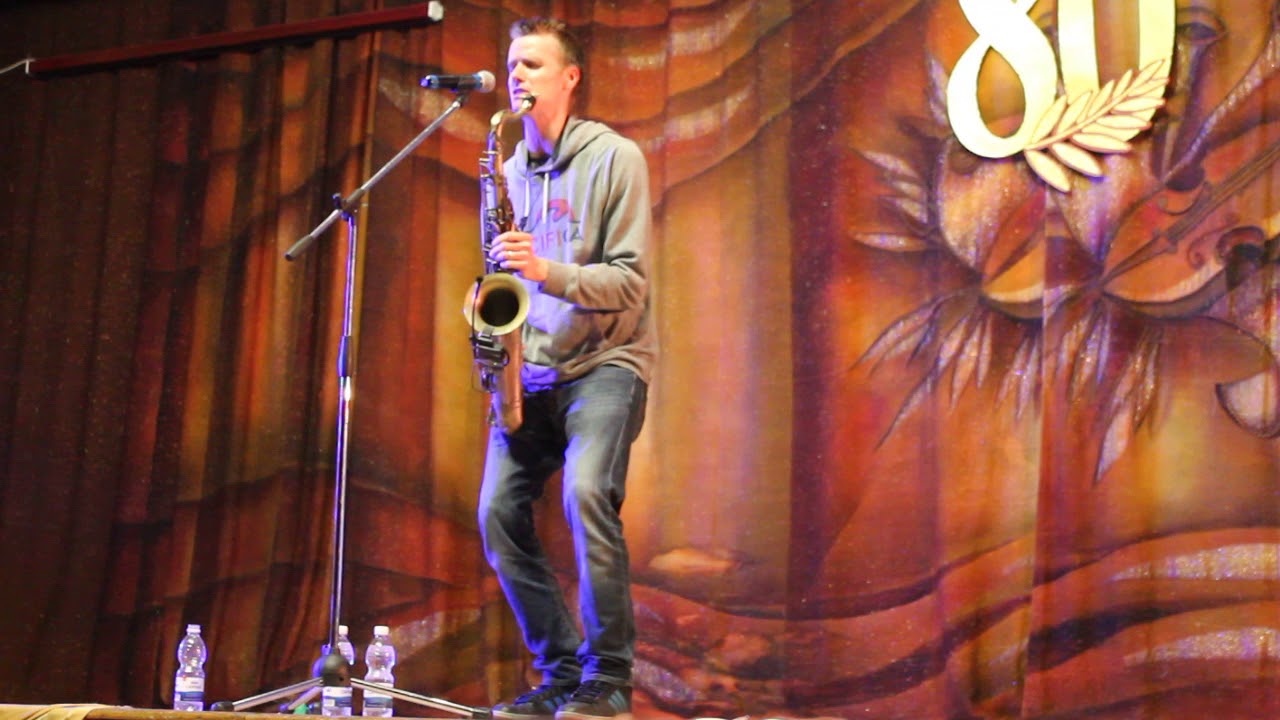 Beatbox Sax - Derek Brown "Boy and girl"  / Life in Russia / 2017