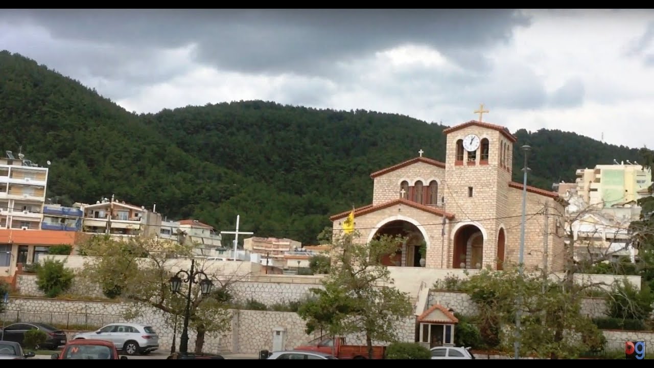 Pamje nga Gumenica(gr:Igoumenítsa). Tashmë qytet i Greqisë, por para vitit 1978 ka qenë i Shqipërisë