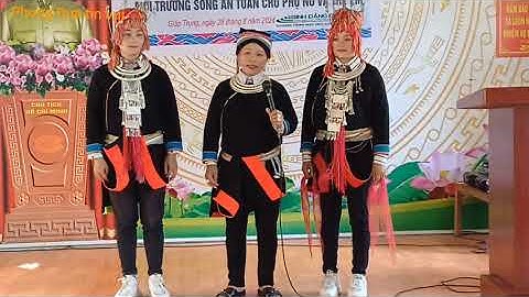 chị lan hát dao ngày hội phụ nữ tại thôn thầm khêu xã giắp trung /28/8/2024!Phong Đưa tin vui