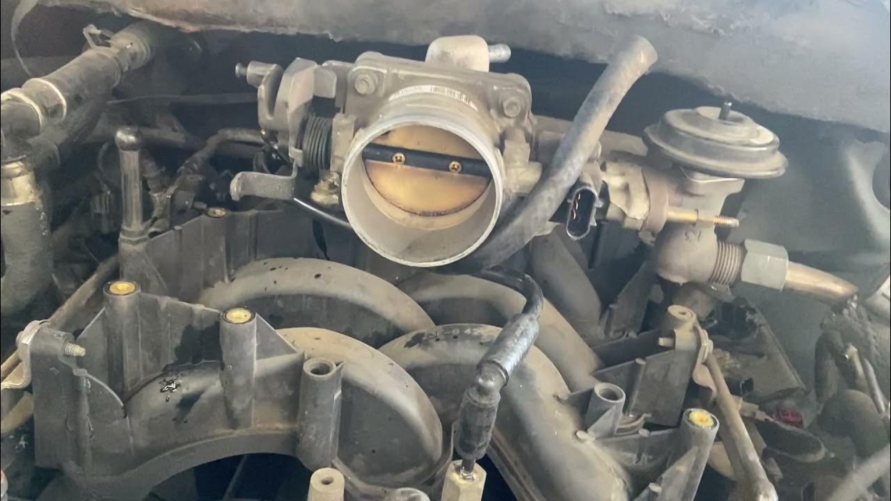 Intake manifold leak and replacement Ford 5.4L - YouTube