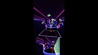 Gameplay by @TestYourMightVR 🫶
#FunFact: The colors and lights in the Me Porto Bonito level match the outfits and scenes from the music video. 👀
#badbunny #beatsaber #meportobonito #latin #shockdrop #outnow #meta #quest #rift #steam #reggaeton #hiphop Gameplay by @TestYourMightVR 🫶