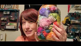 Vlogmas 2023 - Day 15 ~ Yarn scraps and Greek food