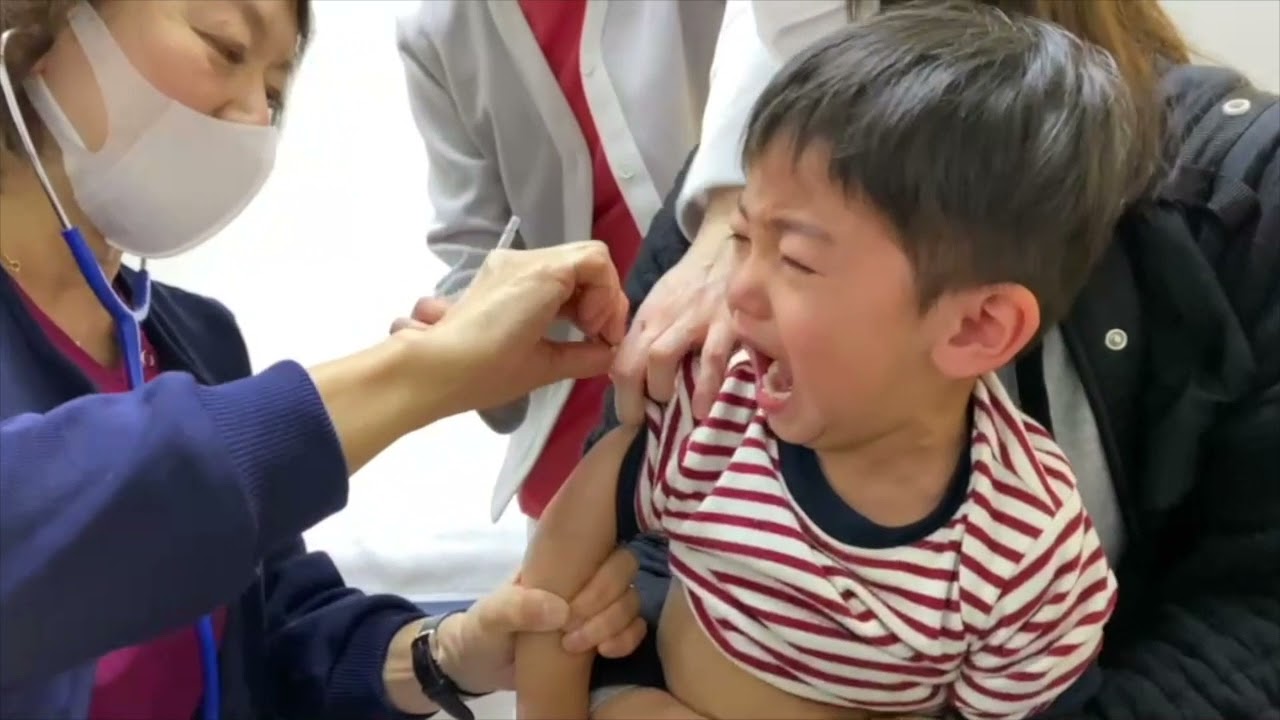 Vaccine injection  ギャン泣きした予防接種