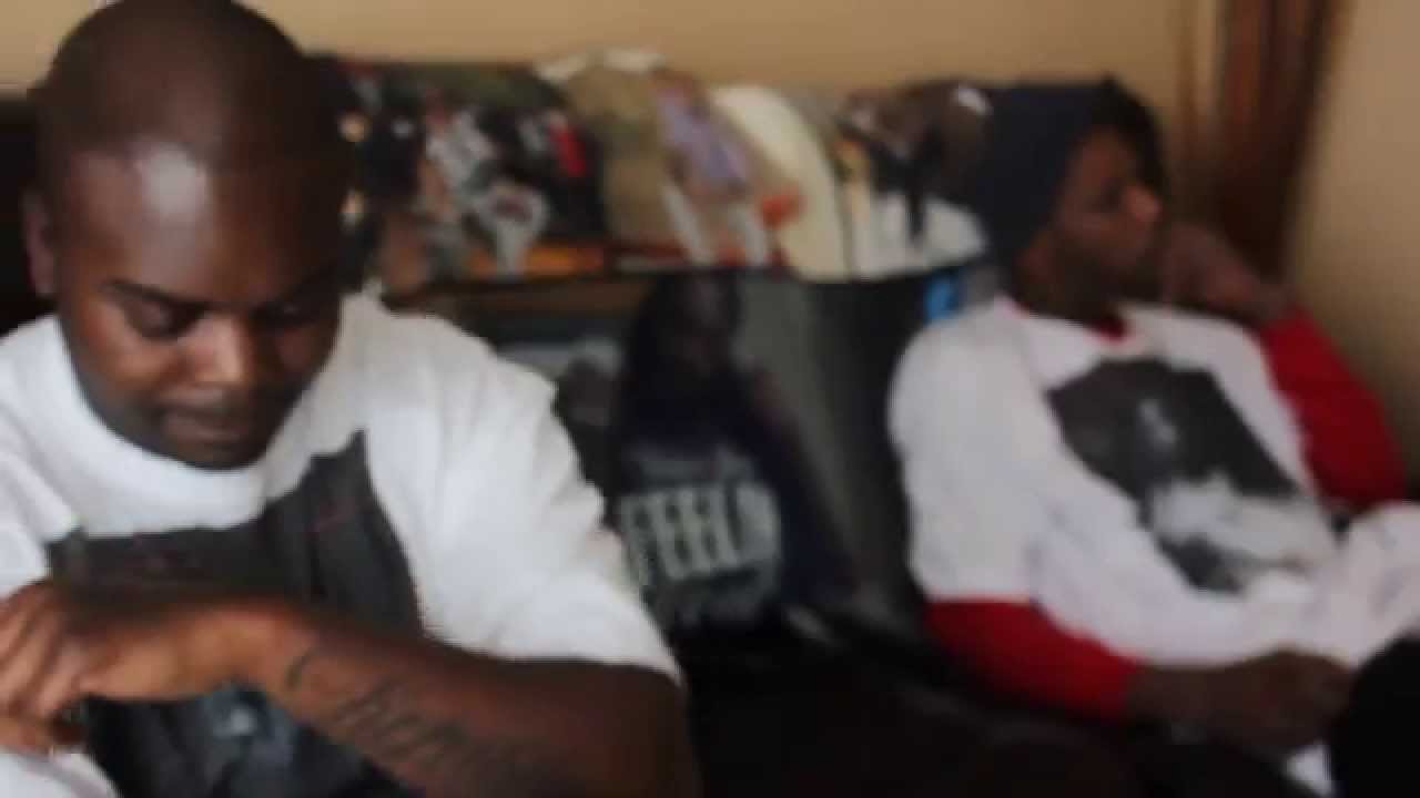 SB aka Mr Next Week "Gone" Mike Smith Tribute auf YouTube ansehen SB aka Mr Next Week "Gone" Mike Smith Tribute auf YouTube ansehen