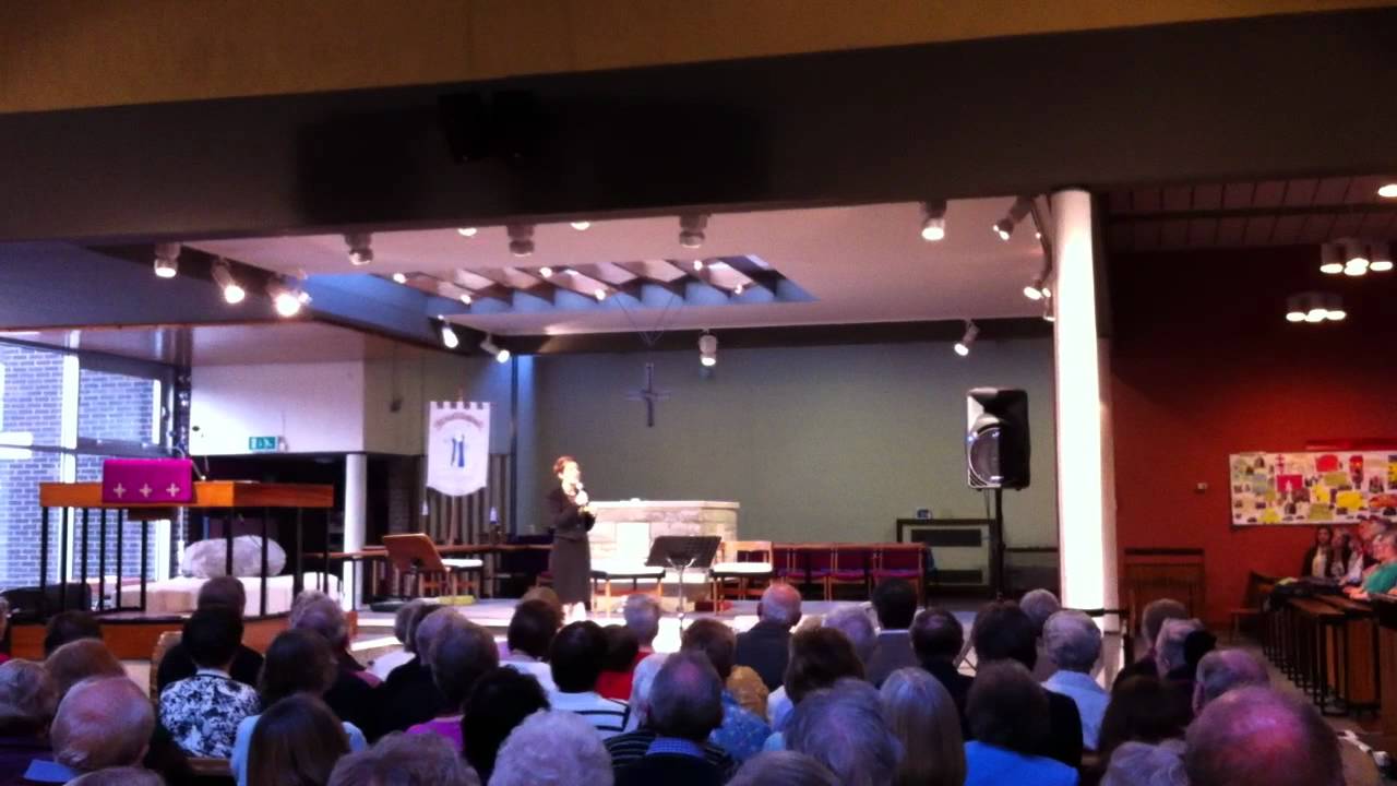 Tabitha Webb singing Green Finch & Linnet Bird