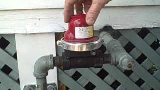 A brief explanation of how the top-of-the-line california gas shut-off
valve adds important safety to gas-fed homes during an earthquake.
steve gemmell ea...