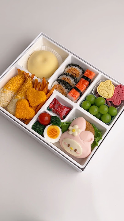 Make bento with me. 🥪🍱🥢 #asmr #satisfying #aesthetic #food #bento #mymelody #sanrio #fyp #shorts