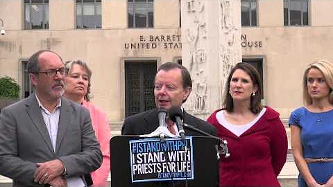 Gary Bauer Stands for the 1st Amendment with Priests for Life