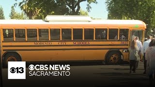 Modesto City School District see record high graduation rates, report says