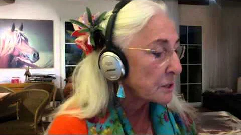 Elinor Silerstein hosts Linda Tellington-Jones Boo...