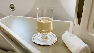 Flight Review ✈️ VIETNAM AIRLINES 🇻🇳 Business Class VN385 Tokyo HND - Hanoi HAN