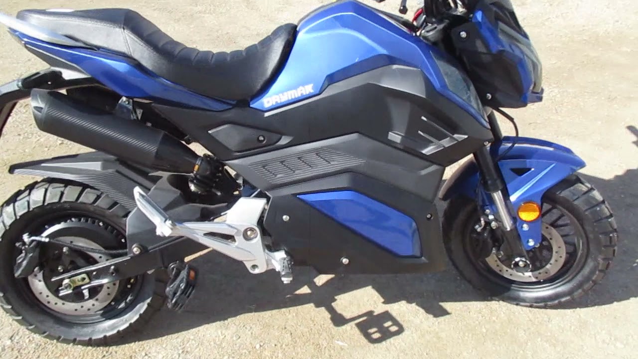 Lot 601 - 2020 Daymak Road Warrior Recreational Electric Scooter