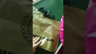 Custom Logo Designs Reusable Folding Soft Flexi Loop Handle Carrier Shopping Pe Plastic Packing Bags screenshot 3