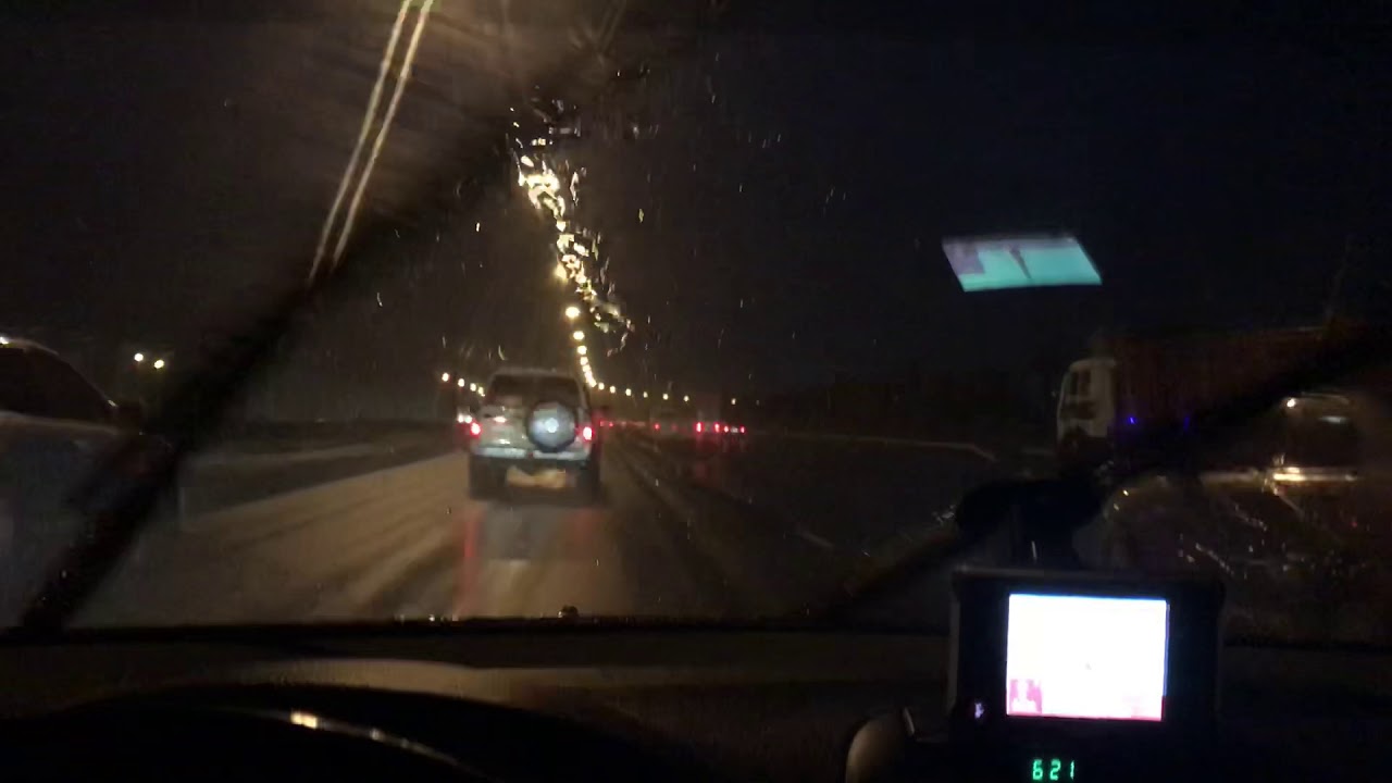 Dubai rainy night driving experience- UAE the weather channel