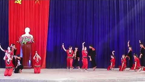 MÚA: TIẾNG CHUÔNG BẢN DAO[ ĐỘI VĂN NGHỆ XÃ NẬM ĐÉT]