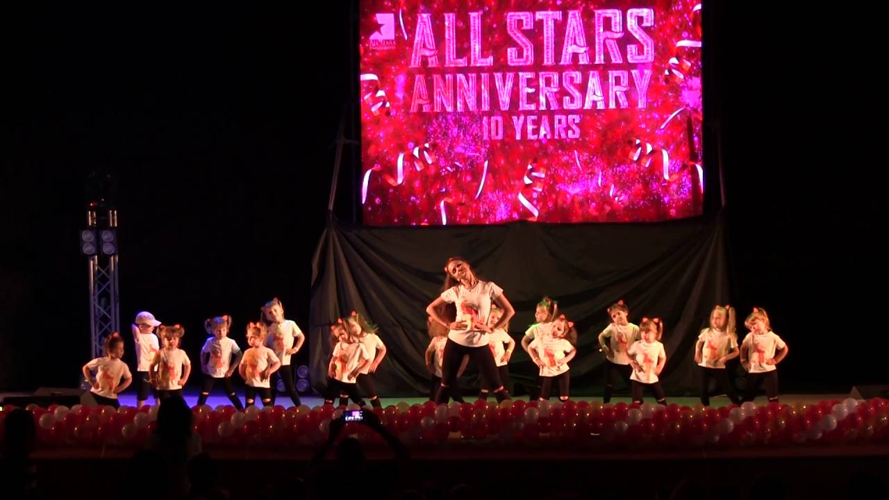 Зажигалки Show by Диана Подтиканова.All Stars Anniversary 10 Years 2016 contemporary art ตัวอย่าง
