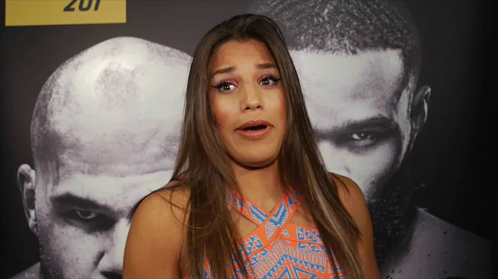 Julianna Pena and Derrick Lewis on that 'awkward d...