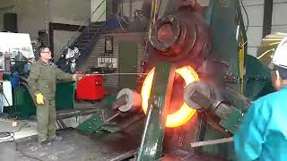 ring rolling machine