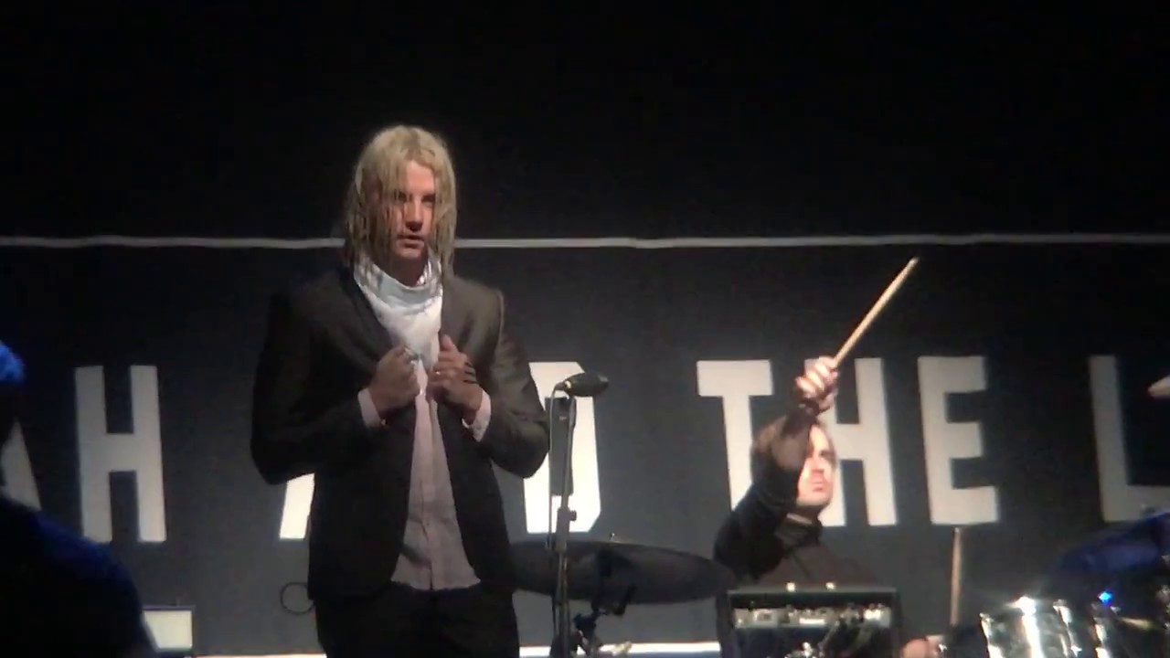 [HD] Judah and The Lion Suit and Jacket (Live) YouTube