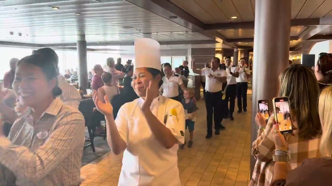 Quantum of the Seas Windjammer Showtime