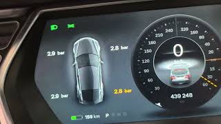 TESLA MODEL S Tire pressure light reset