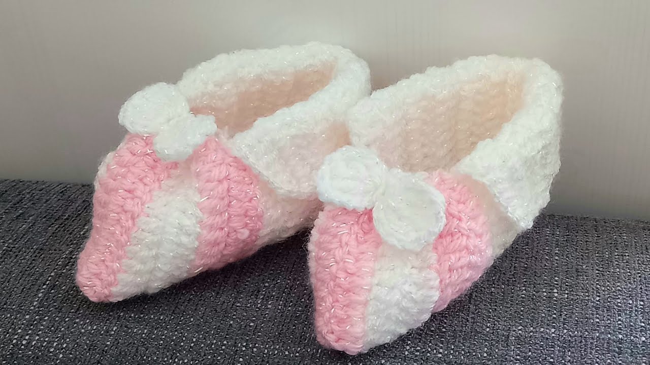 En kolay tığ işi bebek patiği👶🏻👶🏻👶🏻The easiest crochet baby booties👶🏻👶🏻👶🏻