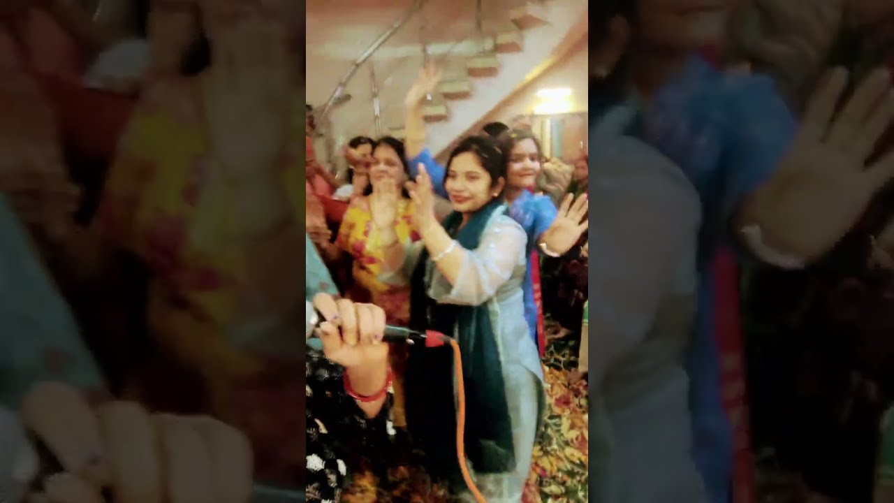 #फूल#रंग#गुलाल #होली#with#friends #happyholi#festival of#colors 🌈🫟 #trendy#desi#holi#pleasesubscribe