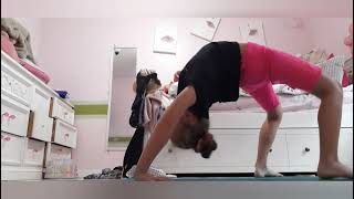 6 Min Stretch To Get Flexible