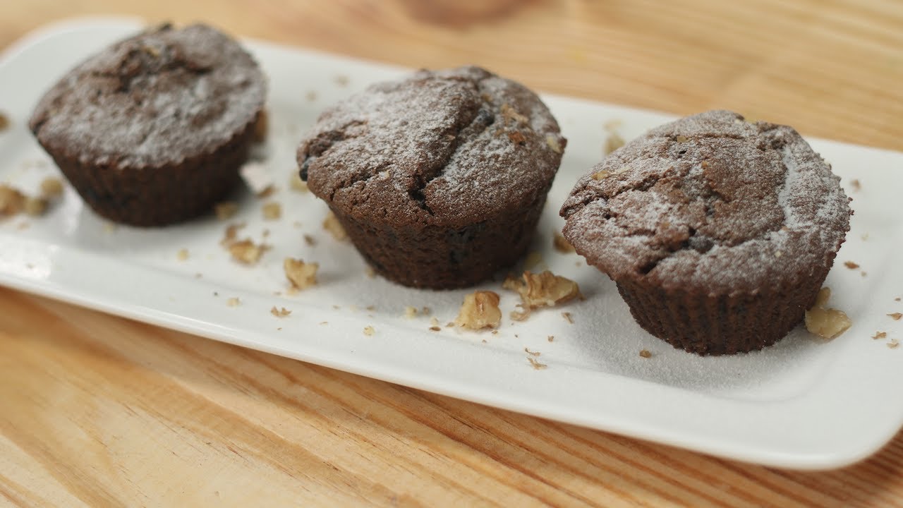 Chocolate Gooey Cupcakes | Sanjeev Kapoor Khazana