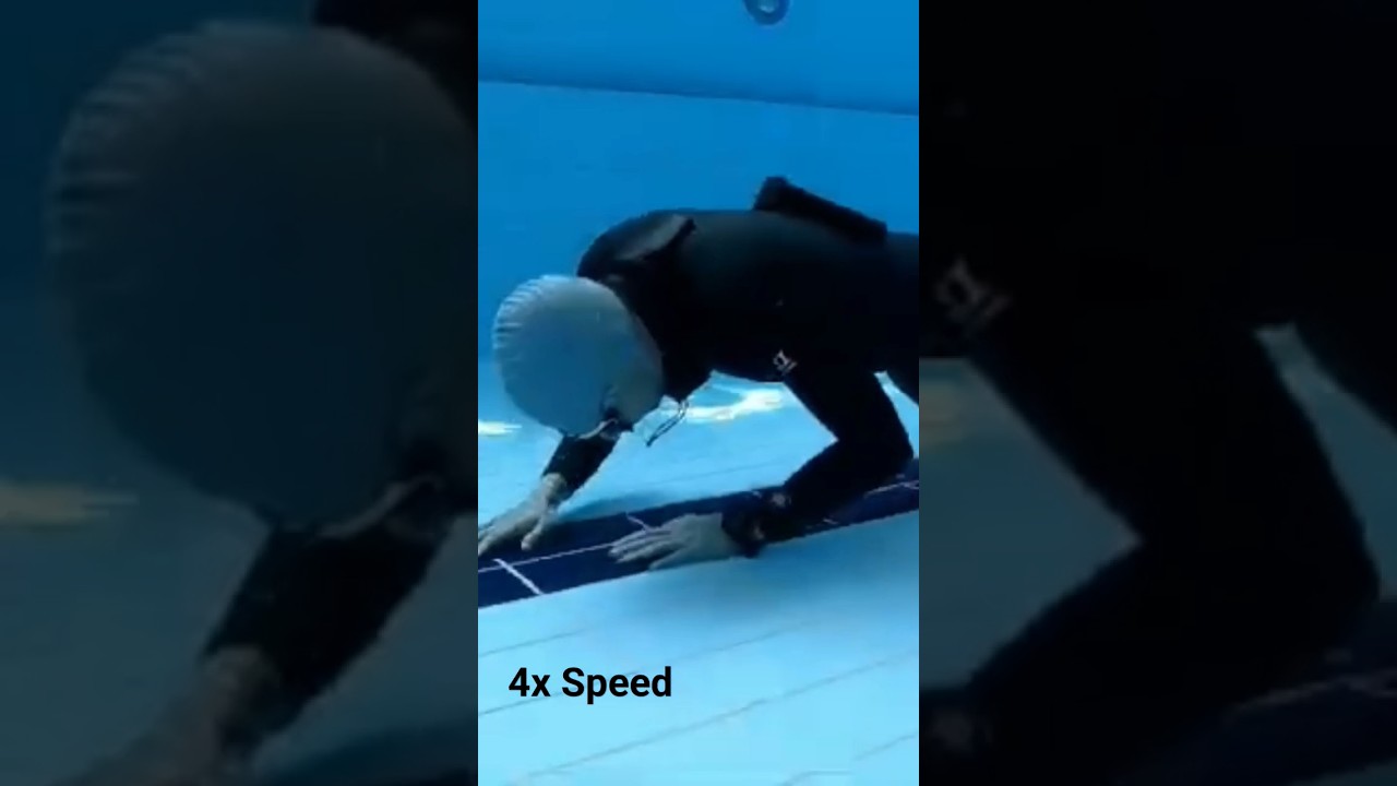 Moving like a turtle for 6 and a half minutes straight! #freediving #extreme #apnea #underwater