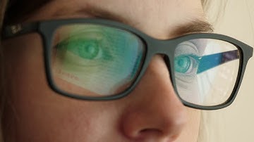 Reflection of a screen in glasses