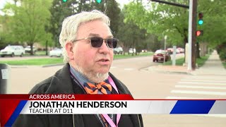 Graduates navigate tough job market with AI