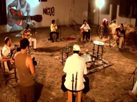 Watch Los Delinqüentes y Tomasito - Uno mas on YouTube Watch Los Delinqüentes y Tomasito - Uno mas on YouTube