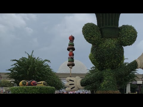 maintain Walking Around Epcot’s International Food & Wine Festival 2018