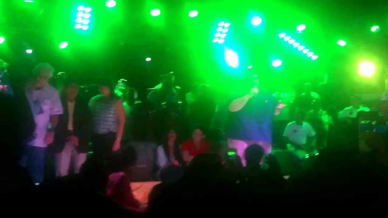 Álvaro Torres y Maelo Ruiz 