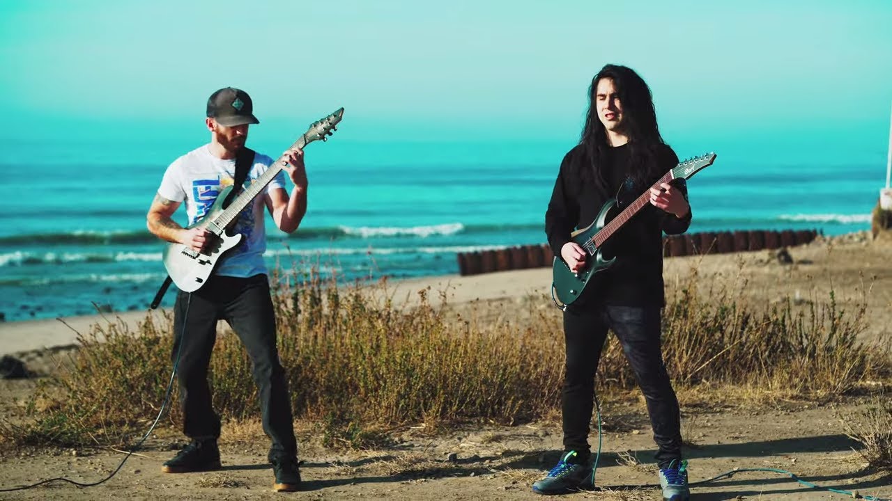 Watch Hedras - Sunset Hunters on YouTube Watch Hedras - Sunset Hunters on YouTube