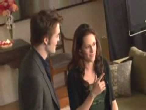 Kristen Stewart ft. The Guys of Twilight - Girls O...