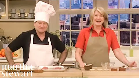 Robin Williams Laughs and Cooks Alongside Martha S...