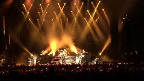 green day - american idiot / jesus of suburbia [live]