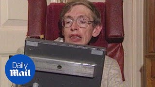 Stephen Hawking talks about A Brief History of Time in 1992 - Daily Mail screenshot 3