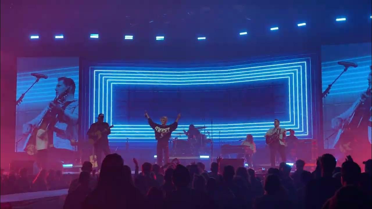 hillsong united tour indianapolis
