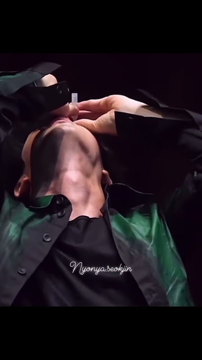 ini hanya dua puluh persen dari ketampanan seorang seokjin😍. #bts #jin